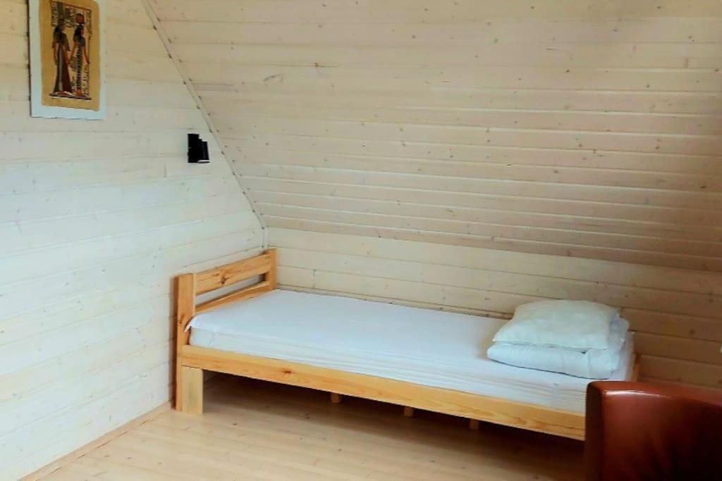 Ferienhaus“ Blaues Wunder“ Am Wasser Mit Grill