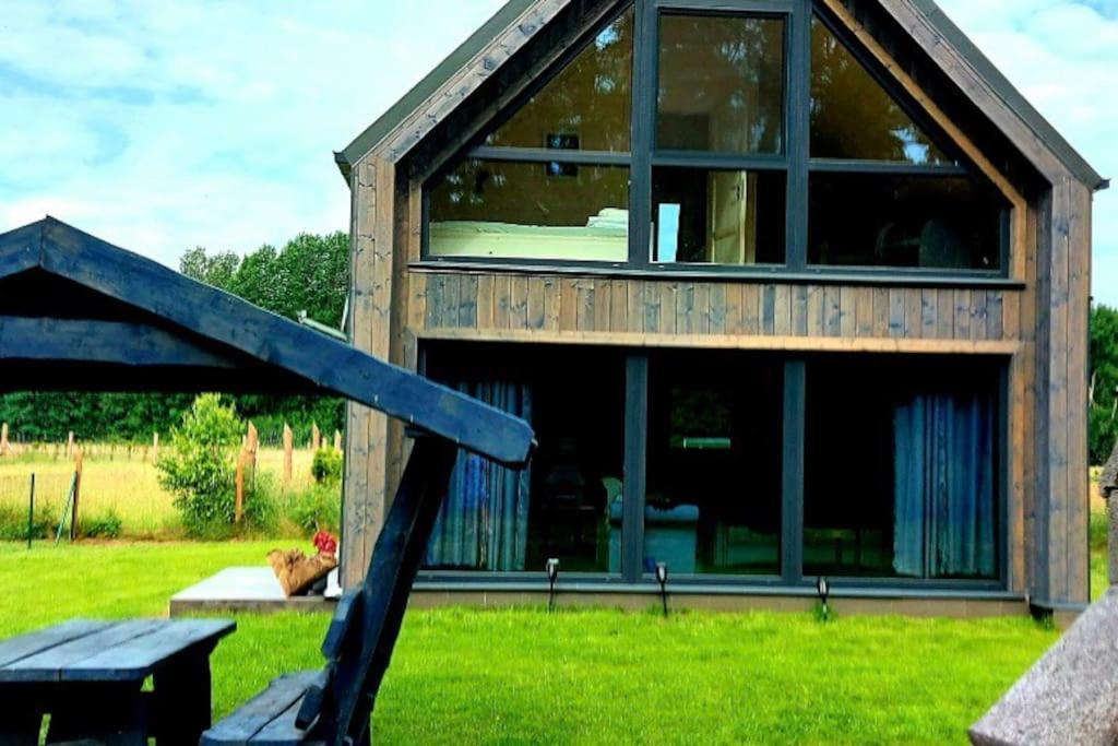 Holiday home Ferienhaus“ Blaues Wunder“ Am Wasser Mit Grill Nowe Warpno